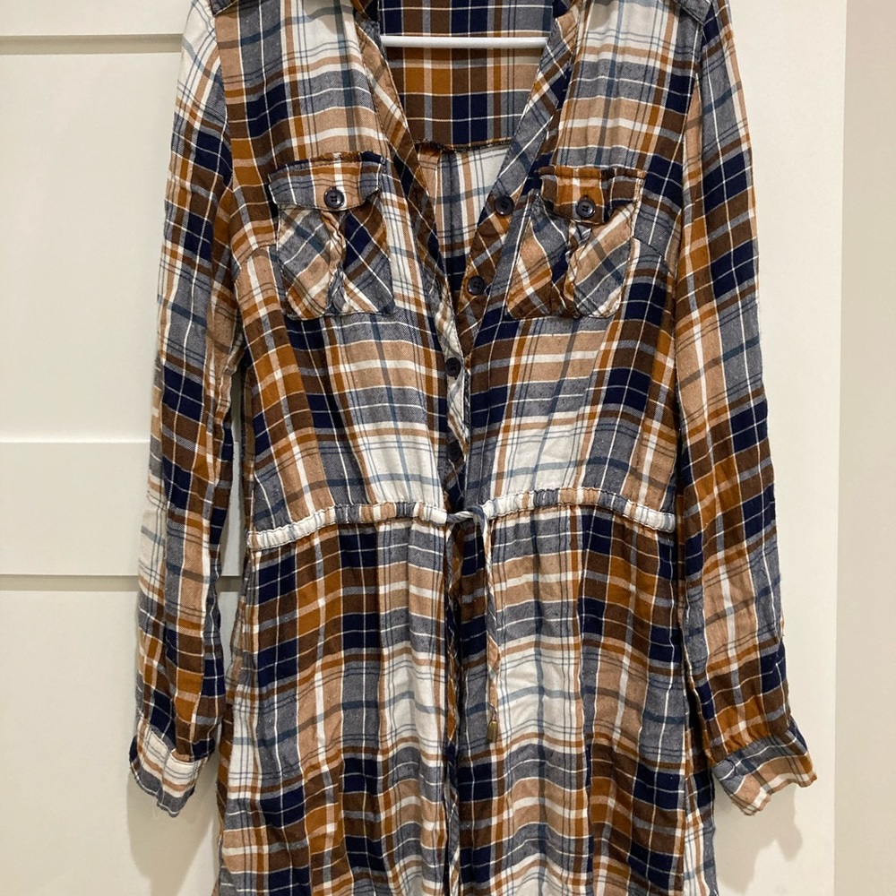 Plaid top
